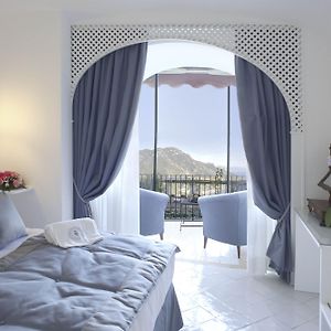 Camera deluxe con letto king size